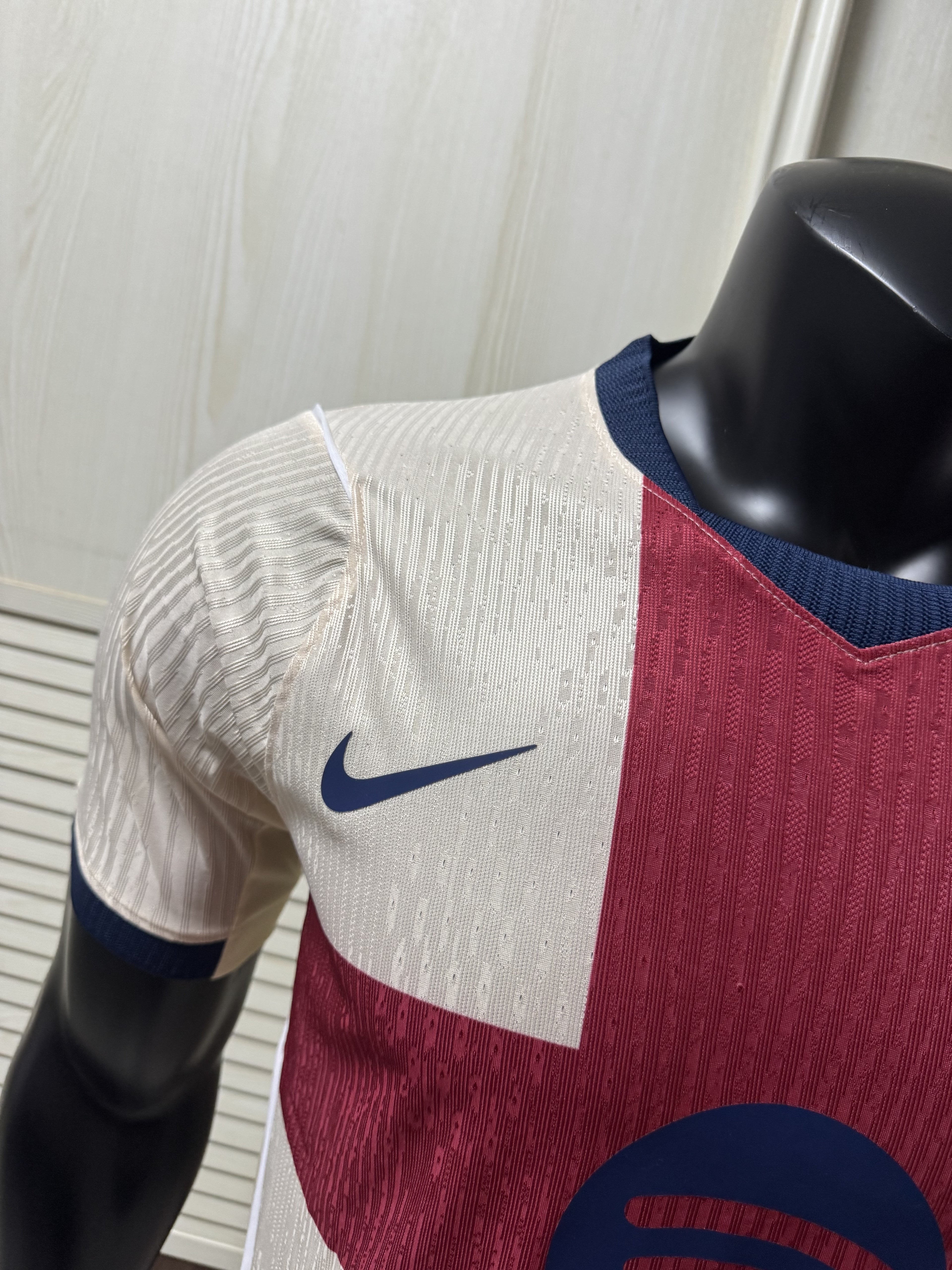 Barcelona IV 2026-2027 - Fourth Player Jersey
