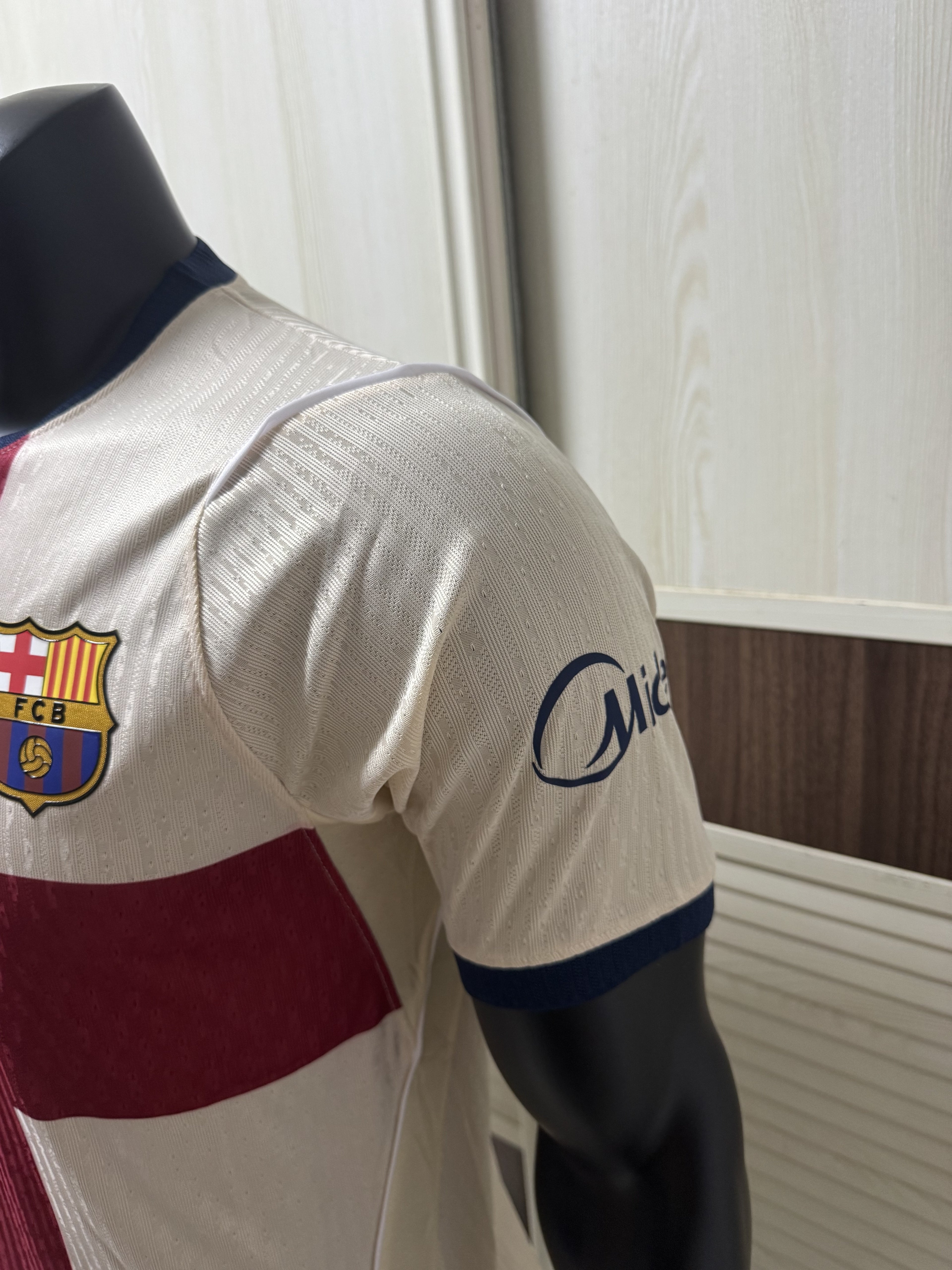 Barcelona IV 2026-2027 - Fourth Player Jersey