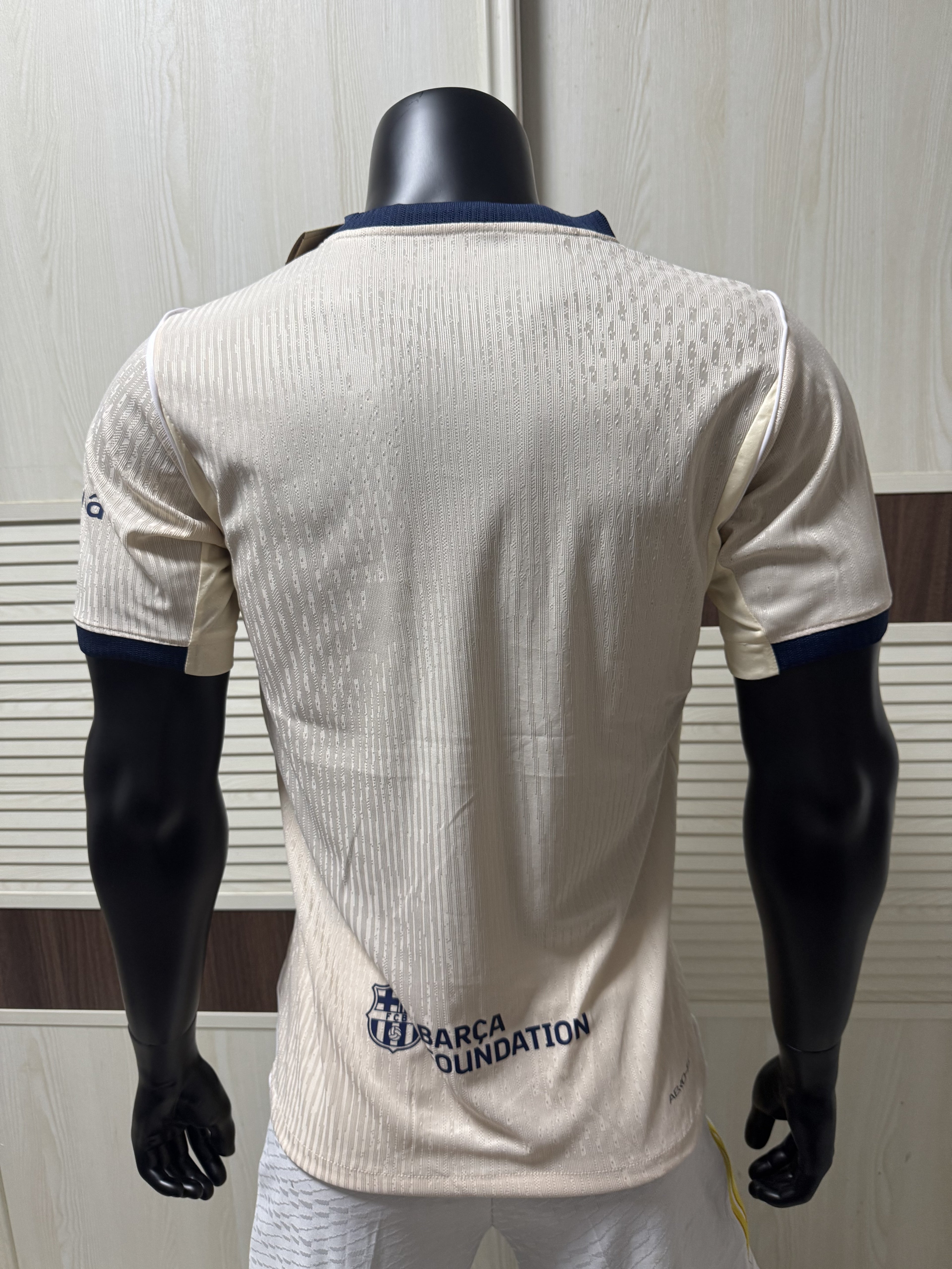 Barcelona IV 2026-2027 - Fourth Player Jersey