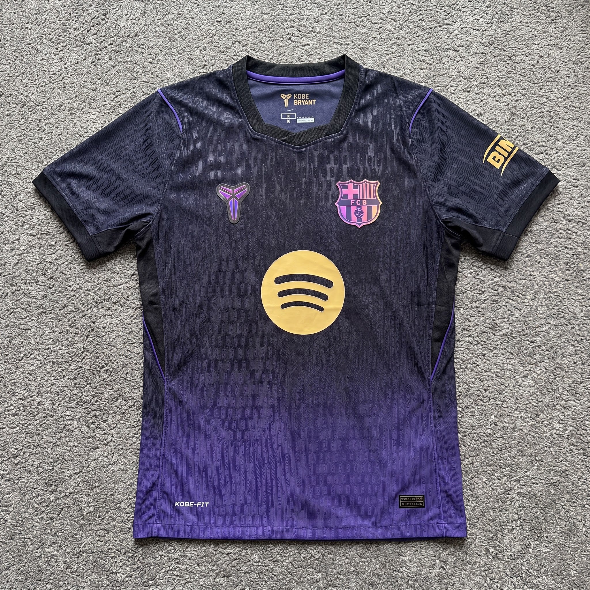 Nike Kobe Bryant x FC Barcelona 26-27 Dri-FIT Stadium Away Shirt