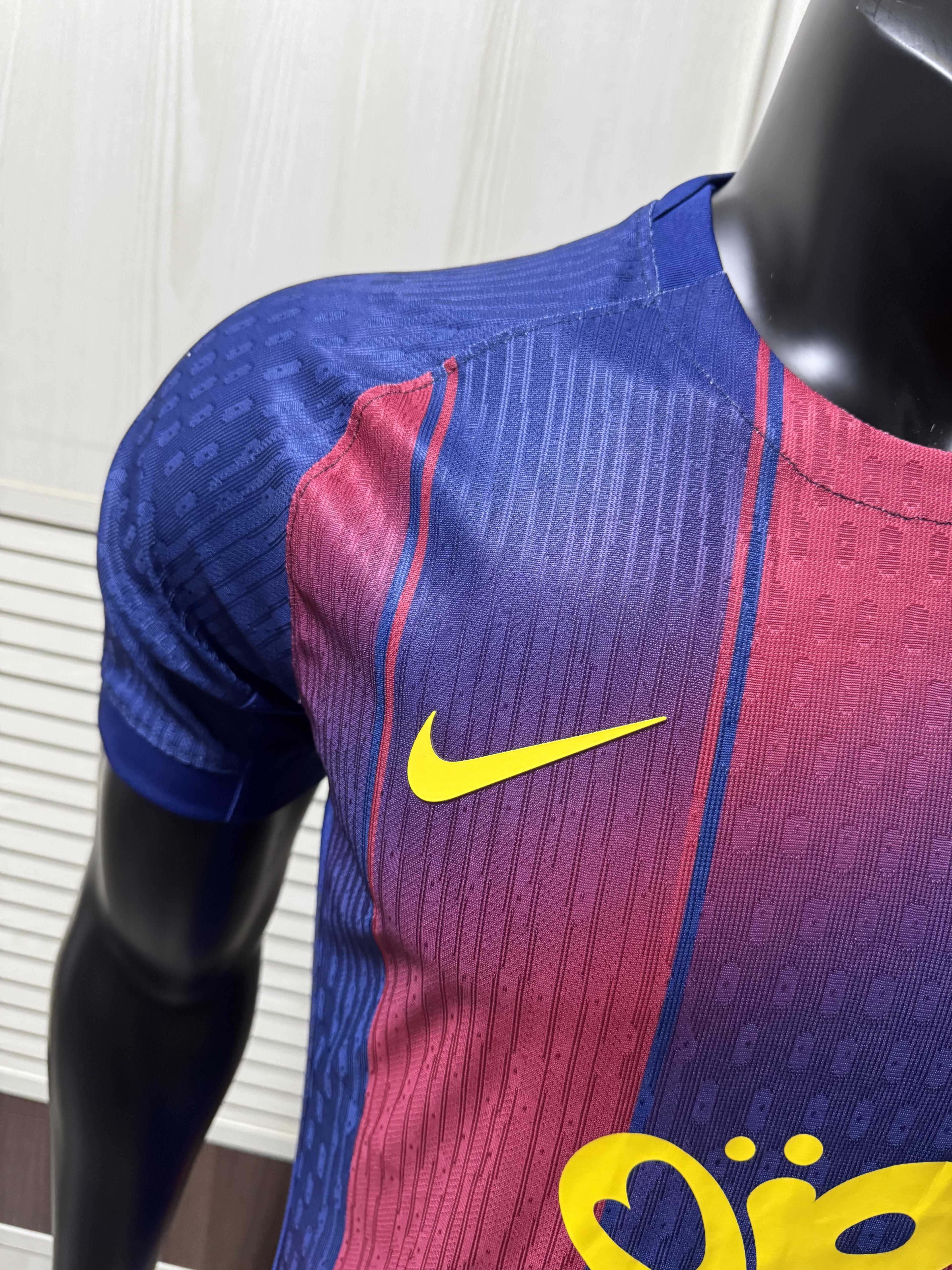 2025-2026 Barcelona X Olivia Rodrigo Limited Edition Football Shirt