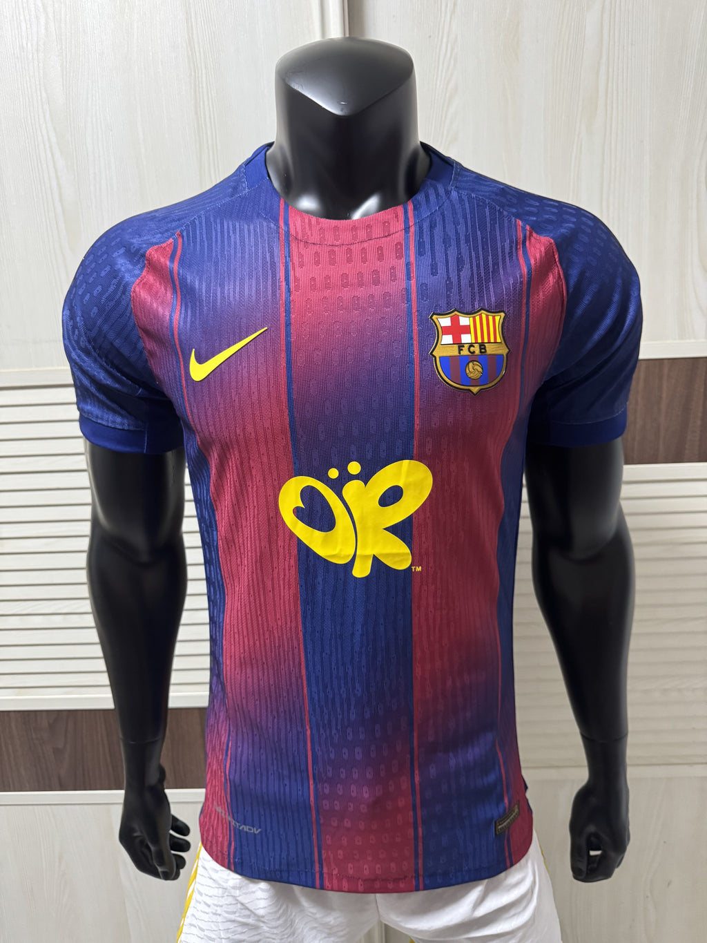 2025-2026 Barcelona X Olivia Rodrigo Limited Edition Football Shirt