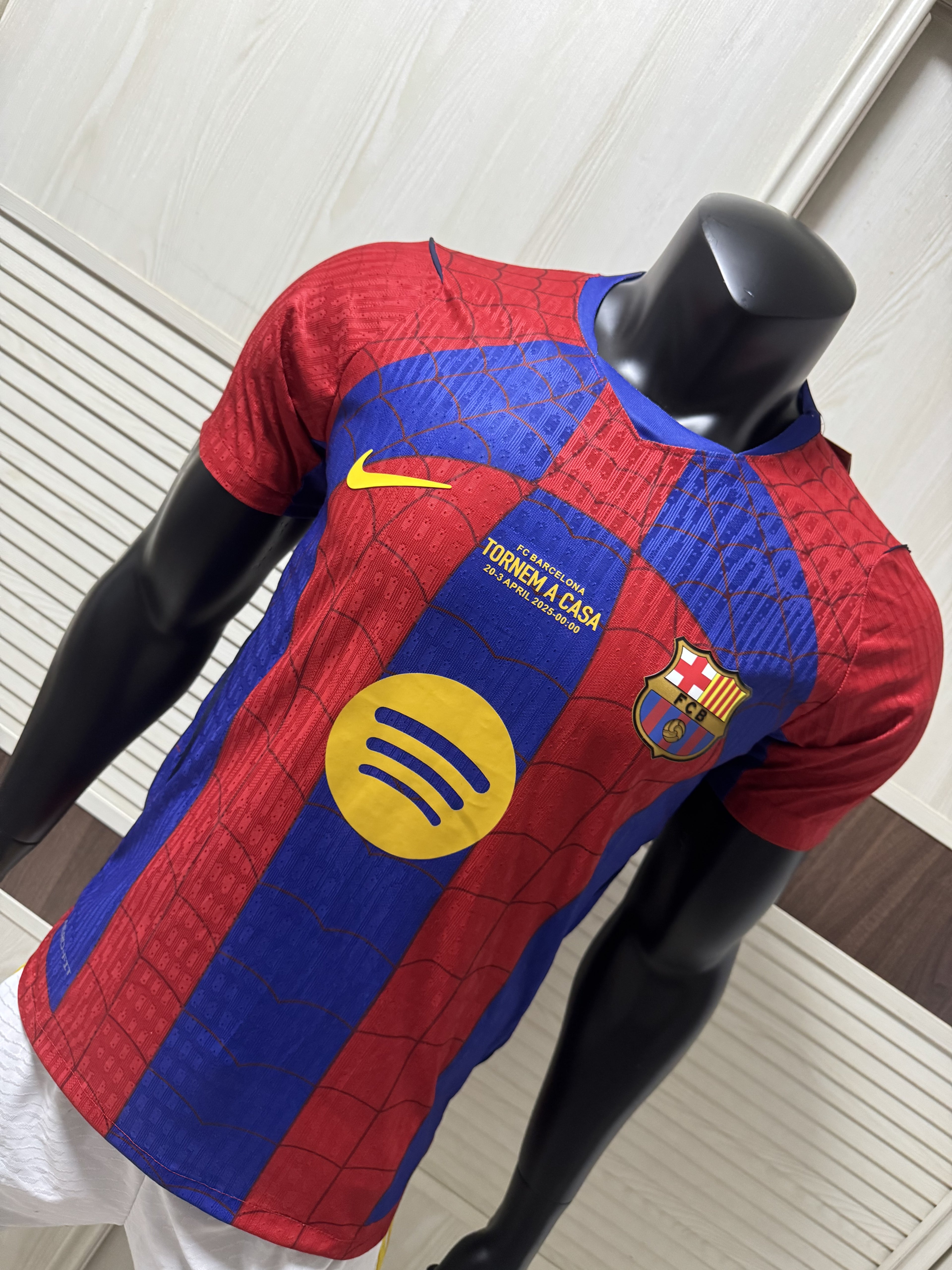 Barcelona x Spiderman Edición Especial
