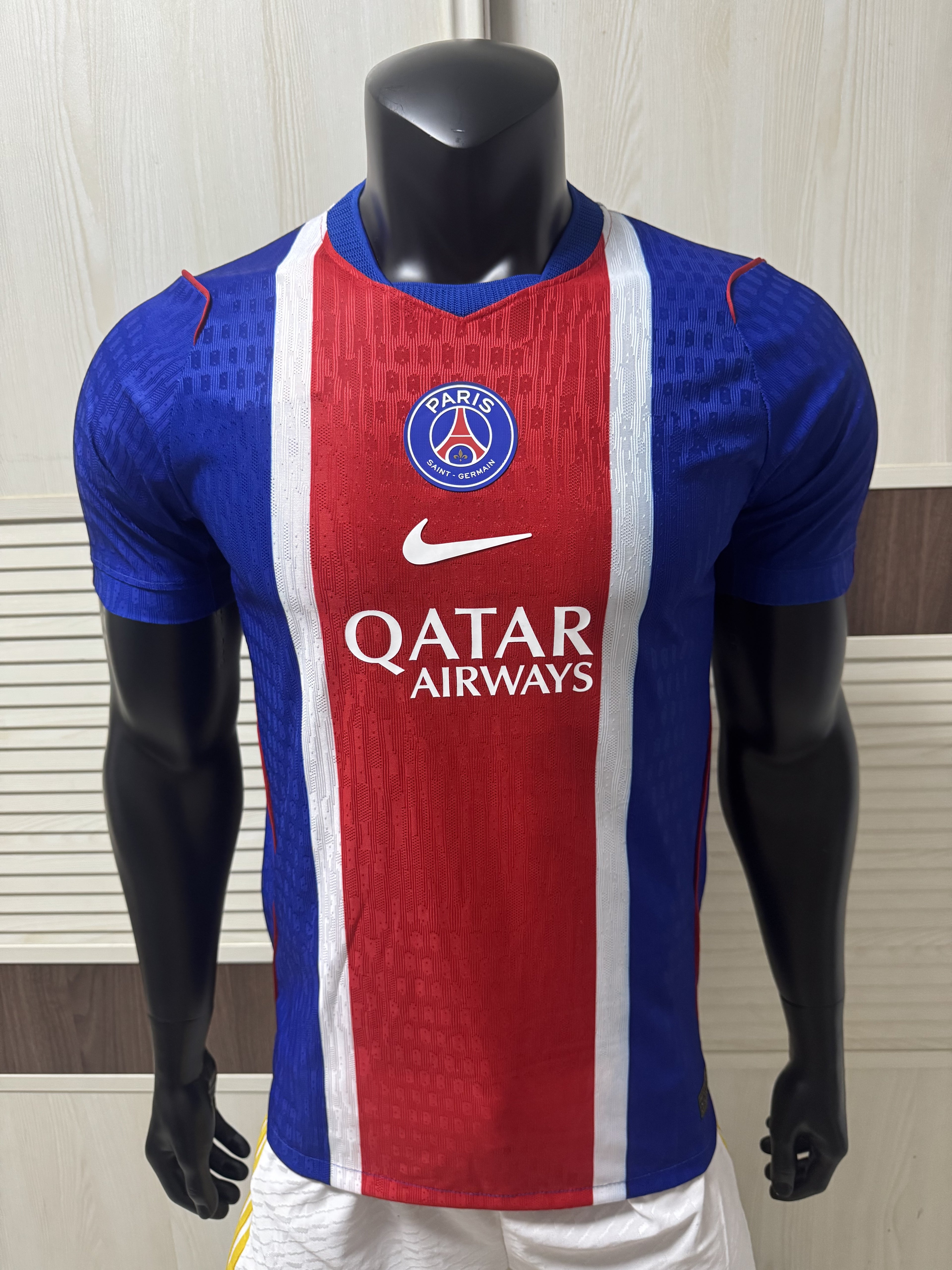Nike Paris Saint-Germain 2627 Dri-FIT Stadium Home Shirt