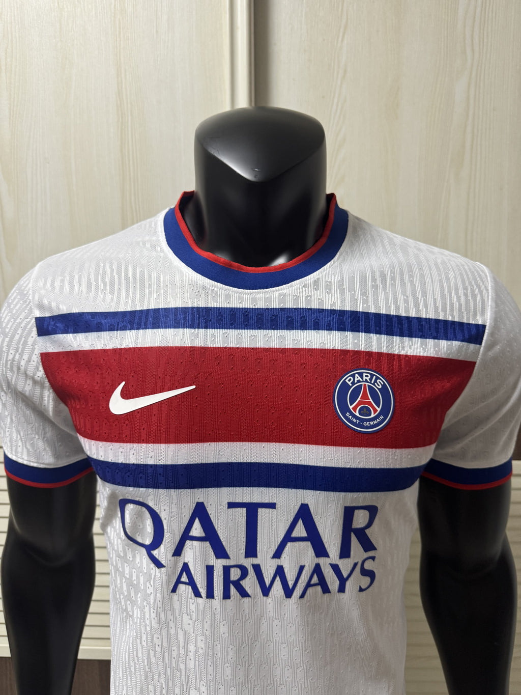 PSG 20262027 away jersey