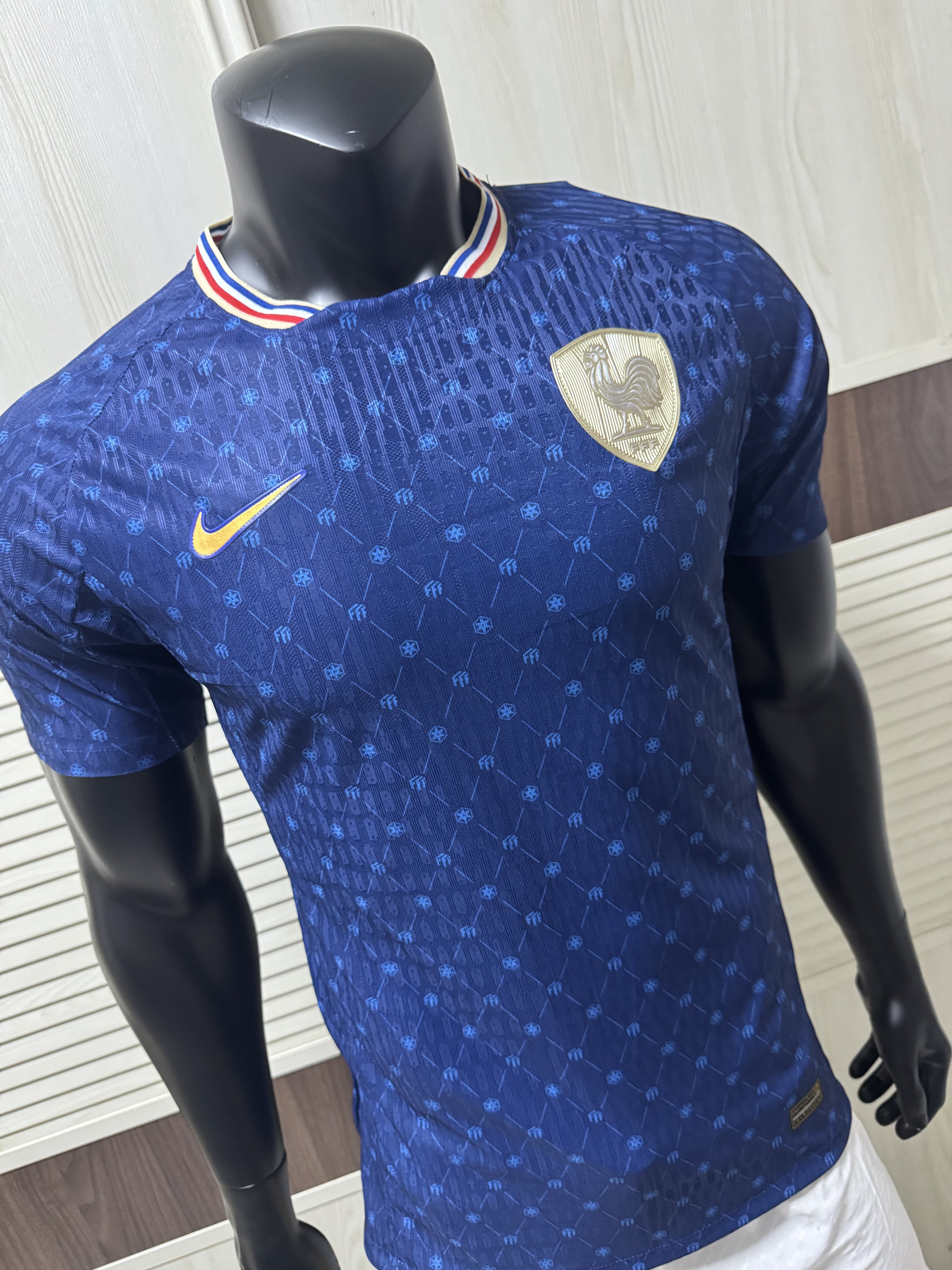 26-27 France Royal blue Casual Edition Player Version Training shirts