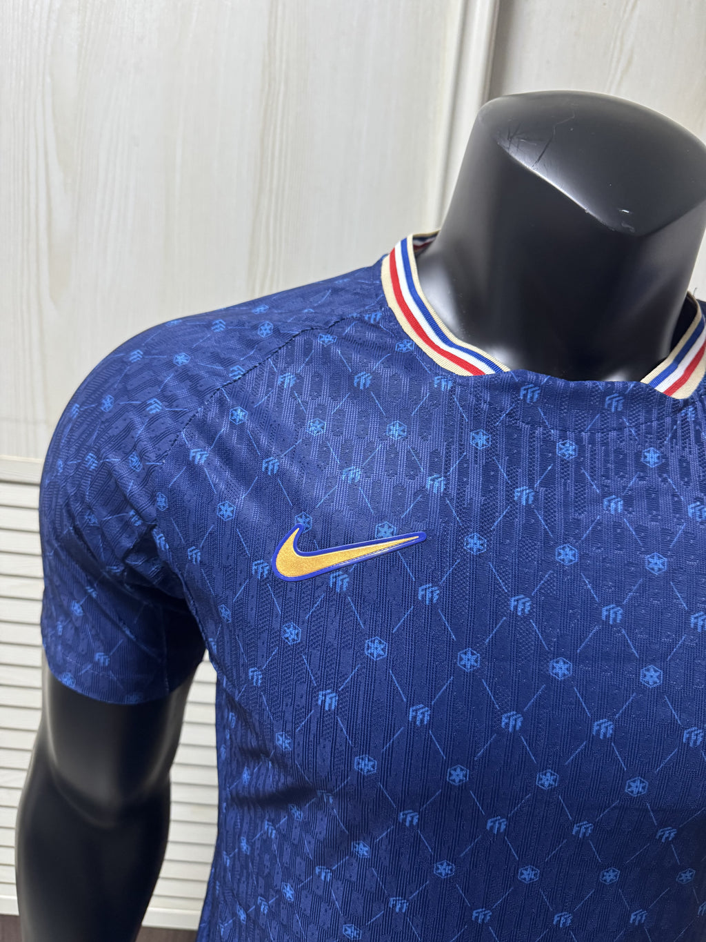 26-27 France Royal blue Casual Edition Player Version Training shirts