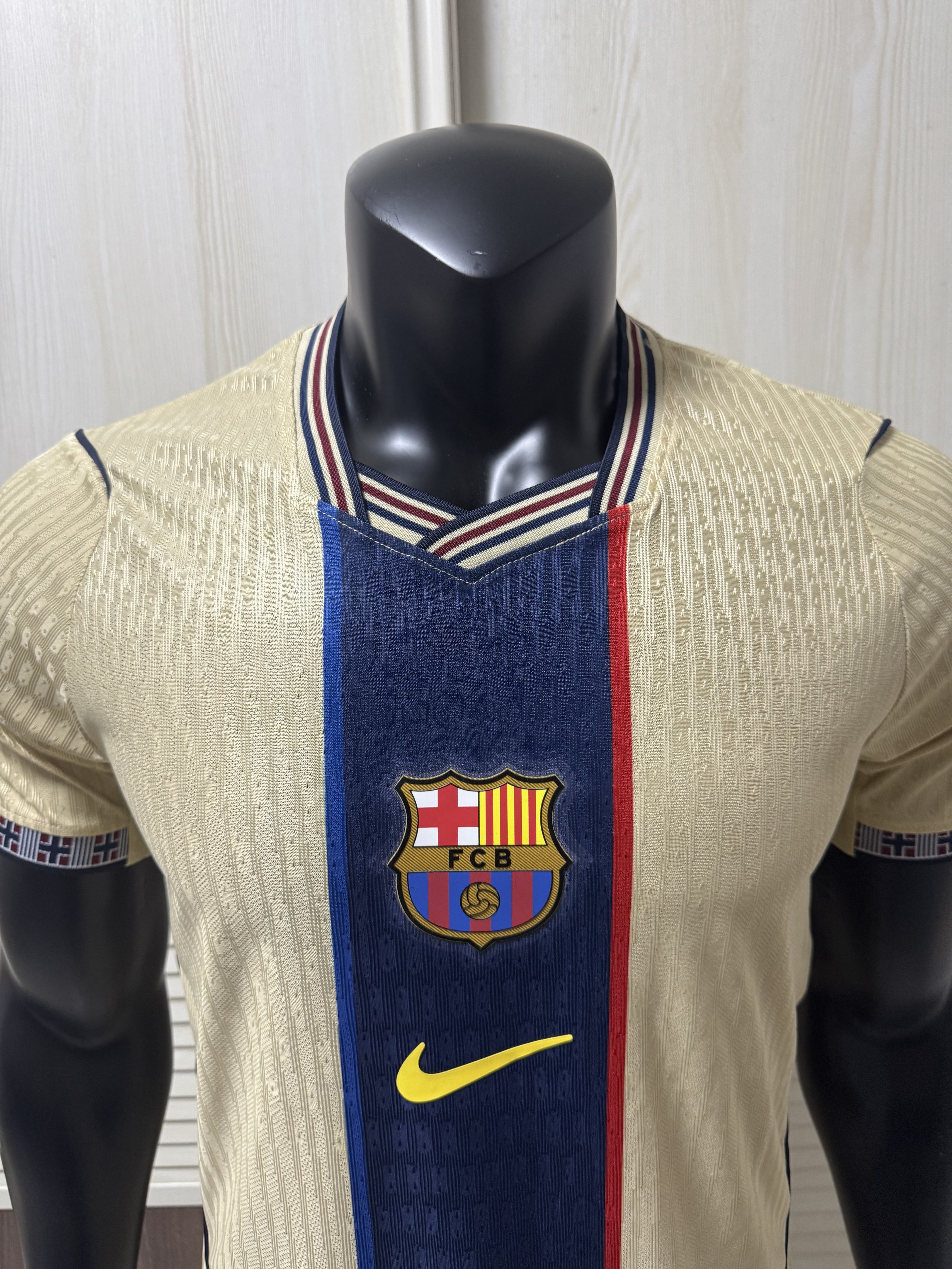 26-27 BAR Earthy yellow Special Edition Player Version Training Shirts