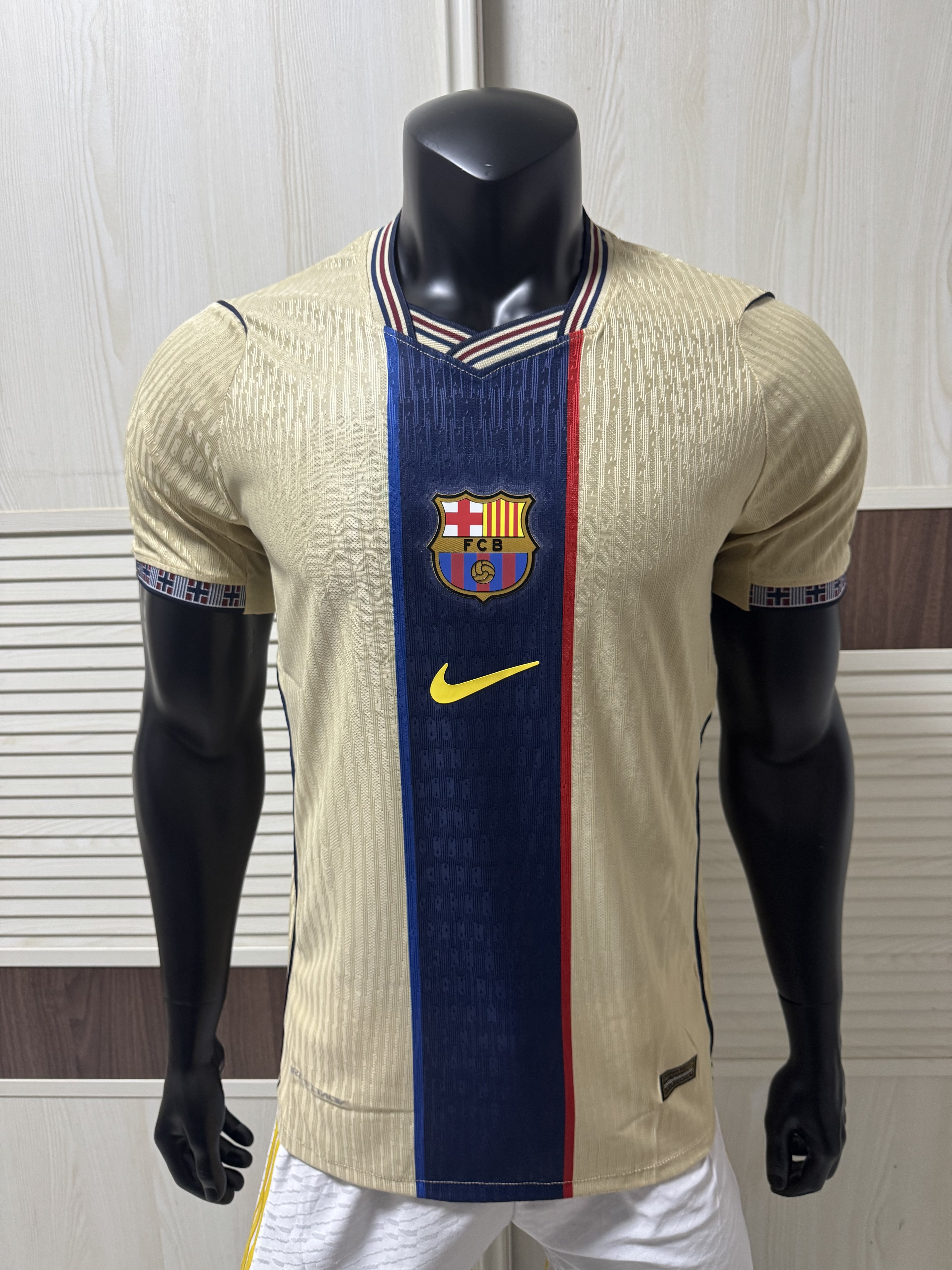 26-27 BAR Earthy yellow Special Edition Player Version Training Shirts