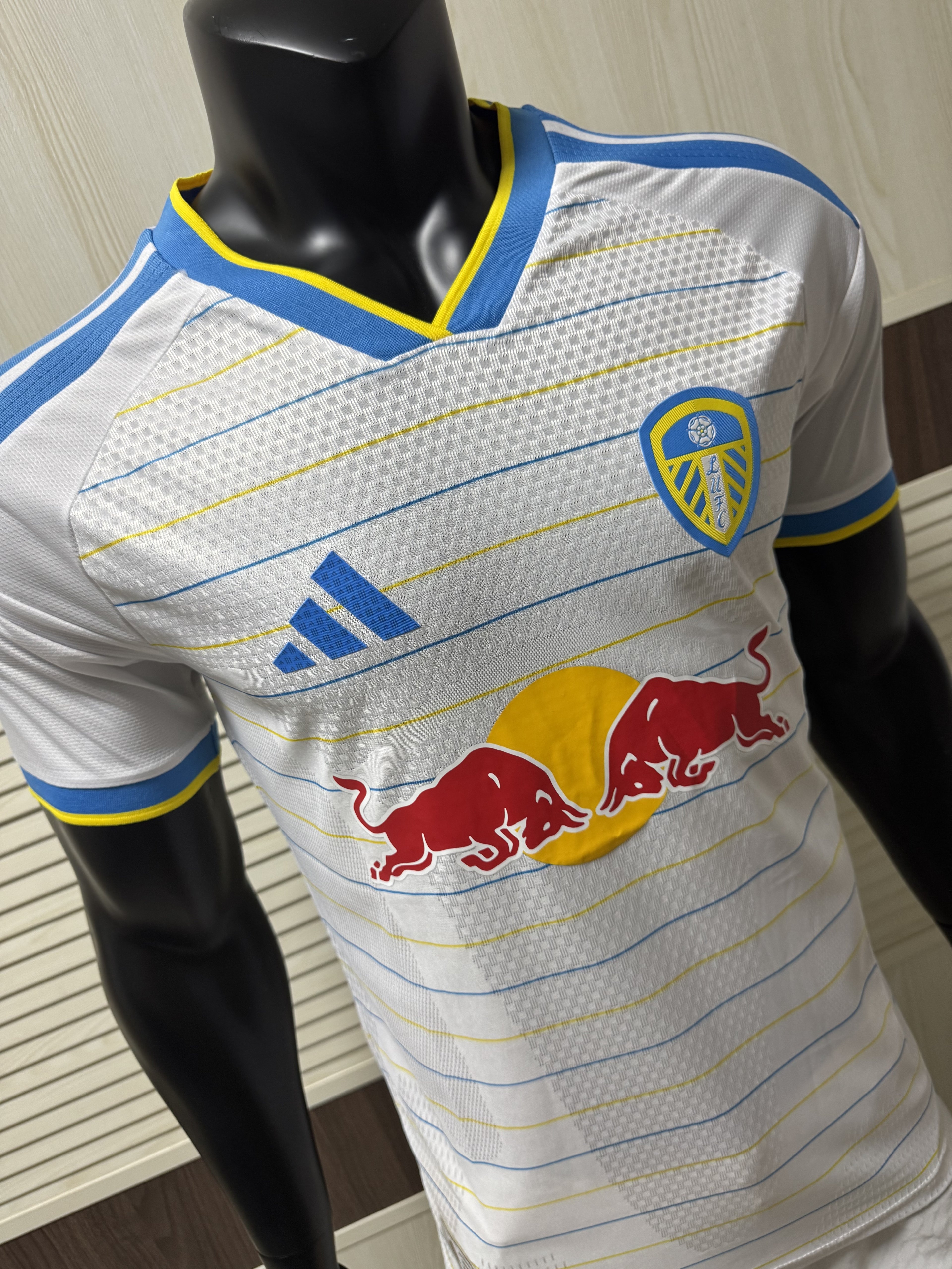 Leeds United 2627 WhiteBlueYellow Trim Player version home Jersey