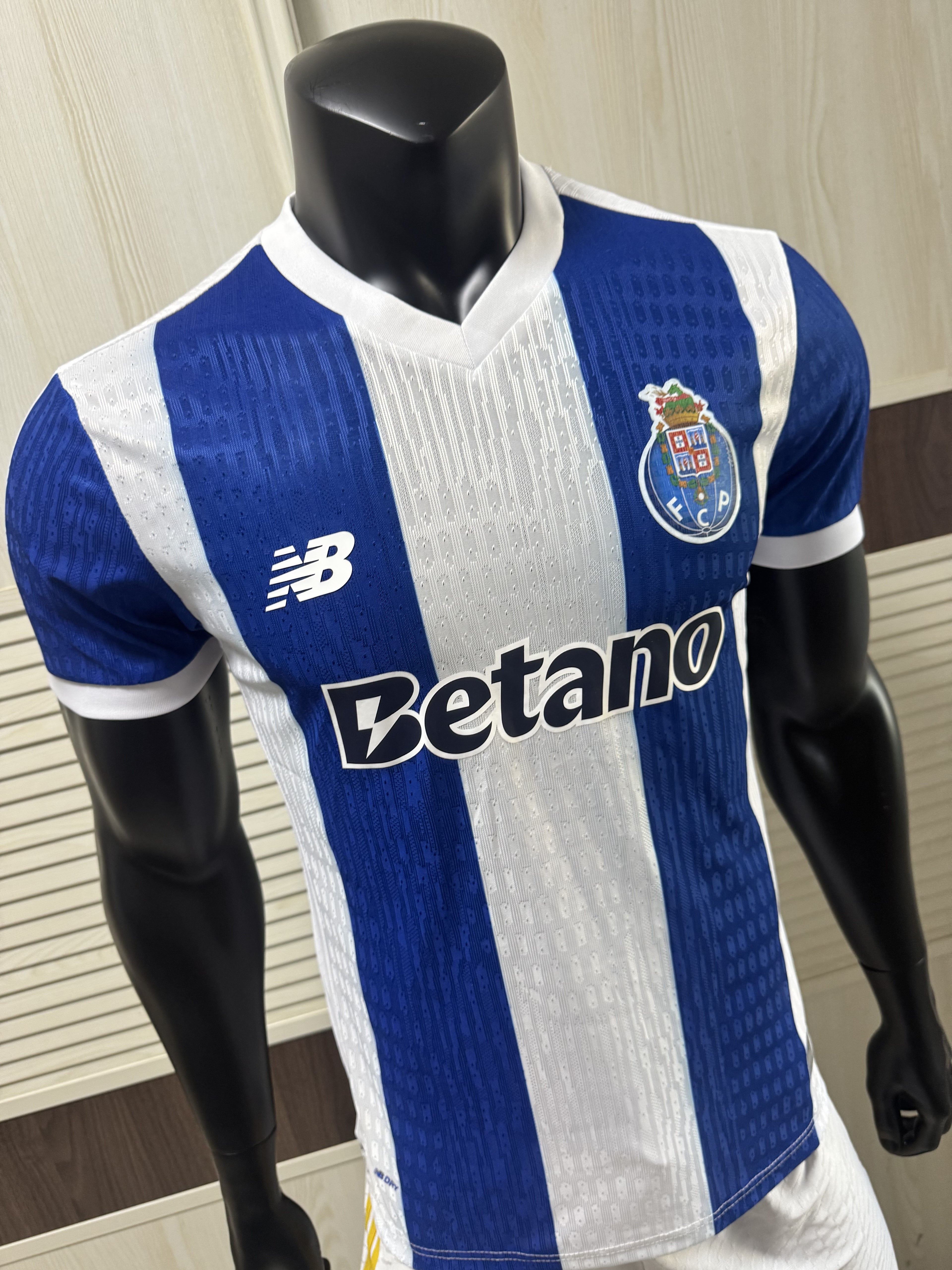 FC Porto Home Jersey 20262027 Player Version