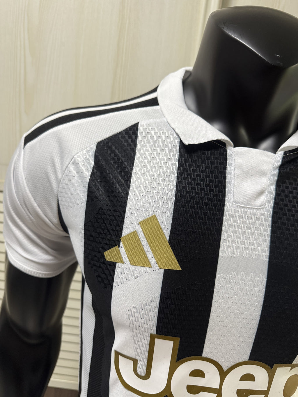 Adidas Juventus 26-27 Home Jersey