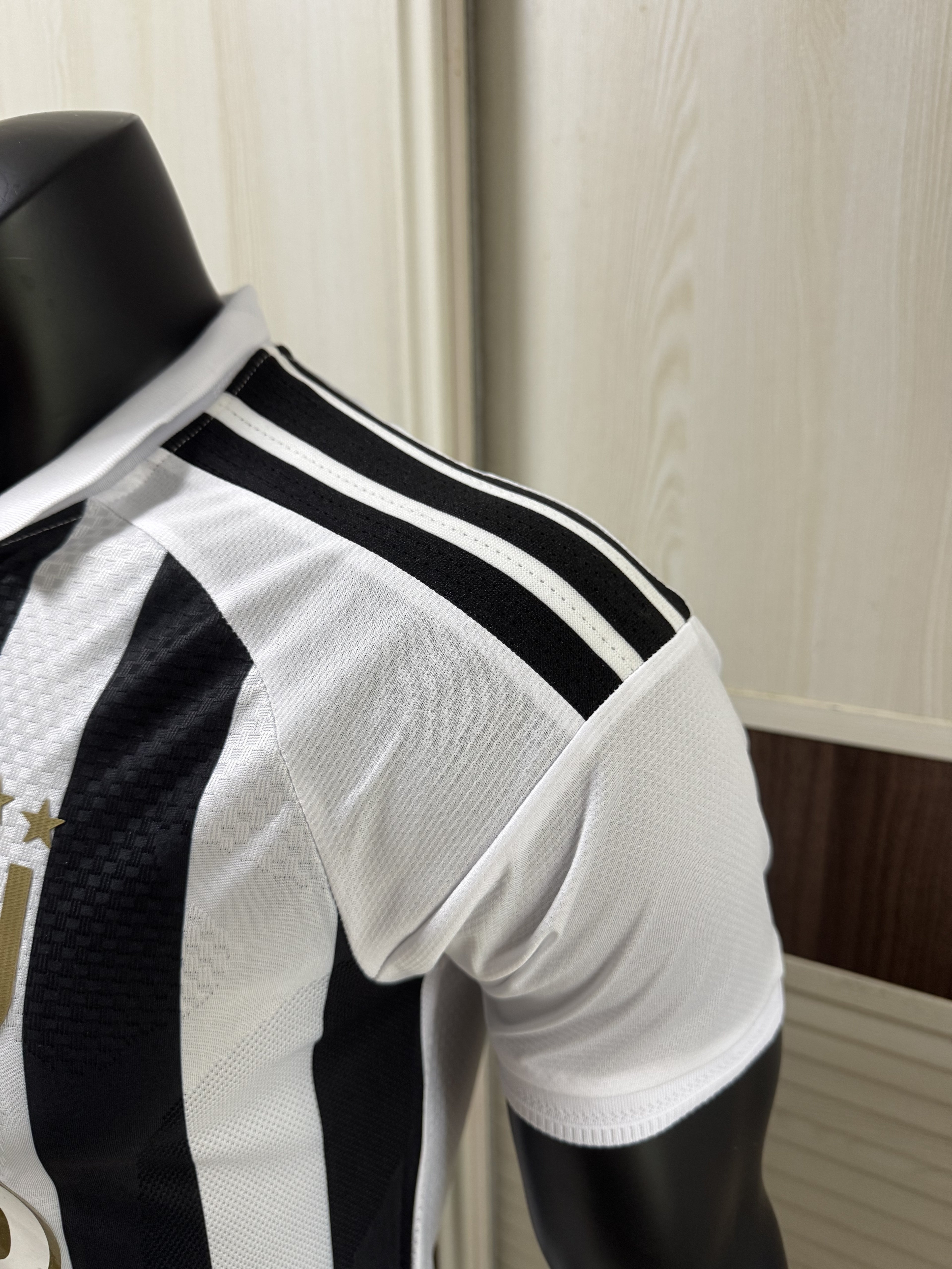 Adidas Juventus 26-27 Home Jersey