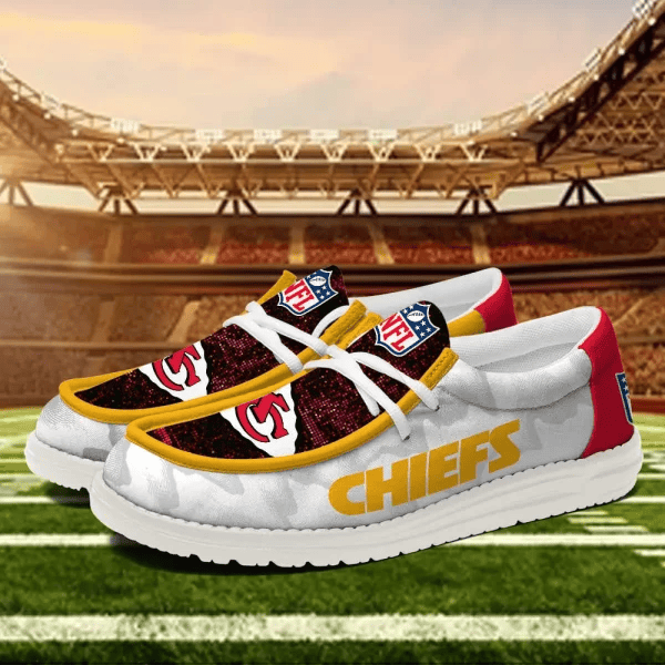 Kansas City Chiefs Moccasin Slippers - Hey Dude Shoes Style AZCHDUDE232